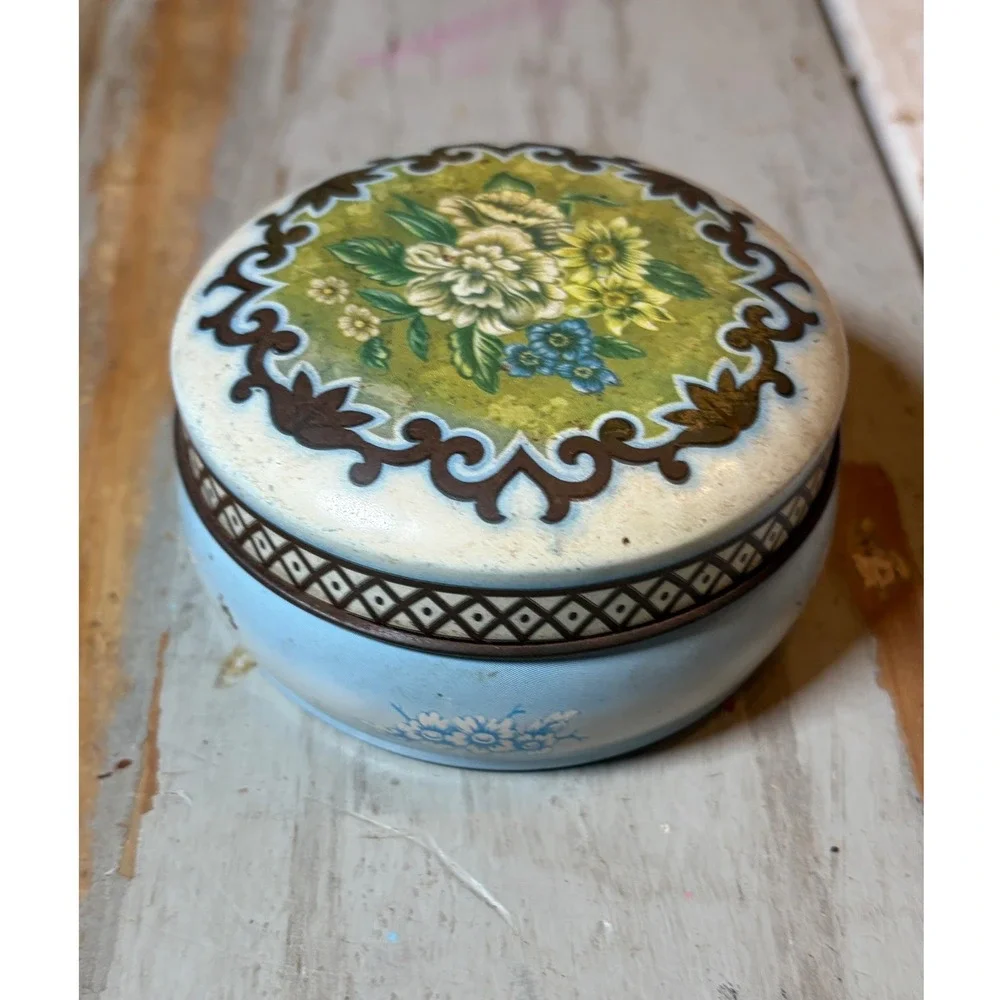 Vintage Daher Floral Round Tin Made In England Mid Century Modern Decor Trinket